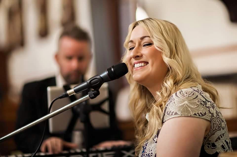 Can a string quartet play with a singer? | ChurchMusic.ie